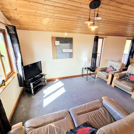 KeltyLomond 4 With Private Hot Tub - Fife - Loch Leven - Lomond Hills别墅 外观 照片