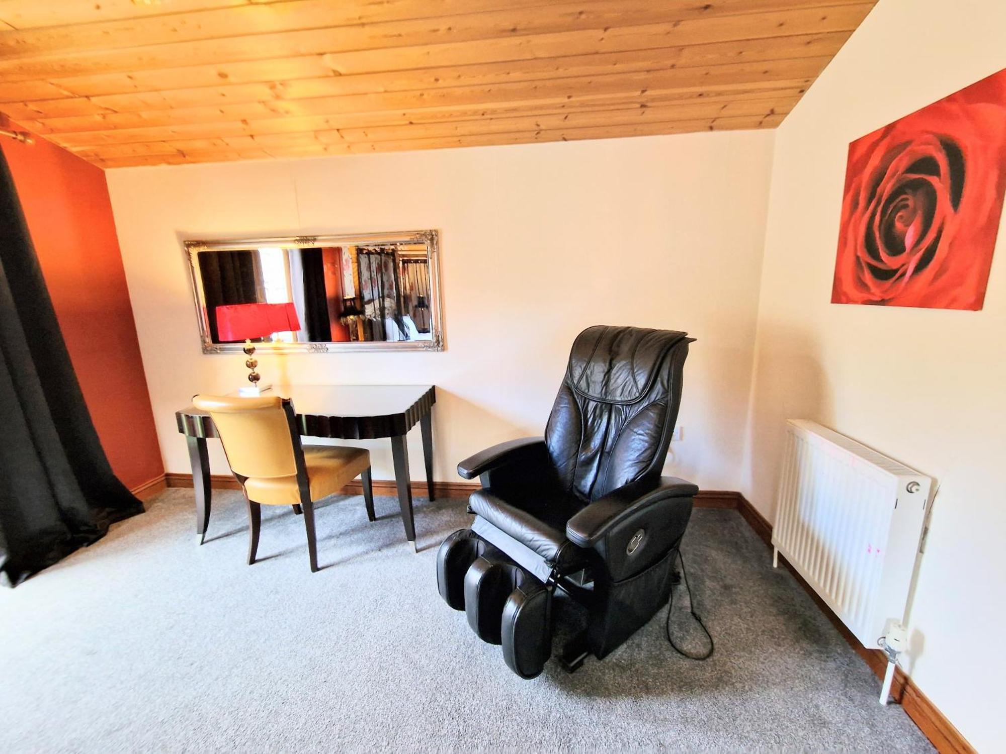 KeltyLomond 4 With Private Hot Tub - Fife - Loch Leven - Lomond Hills别墅 外观 照片
