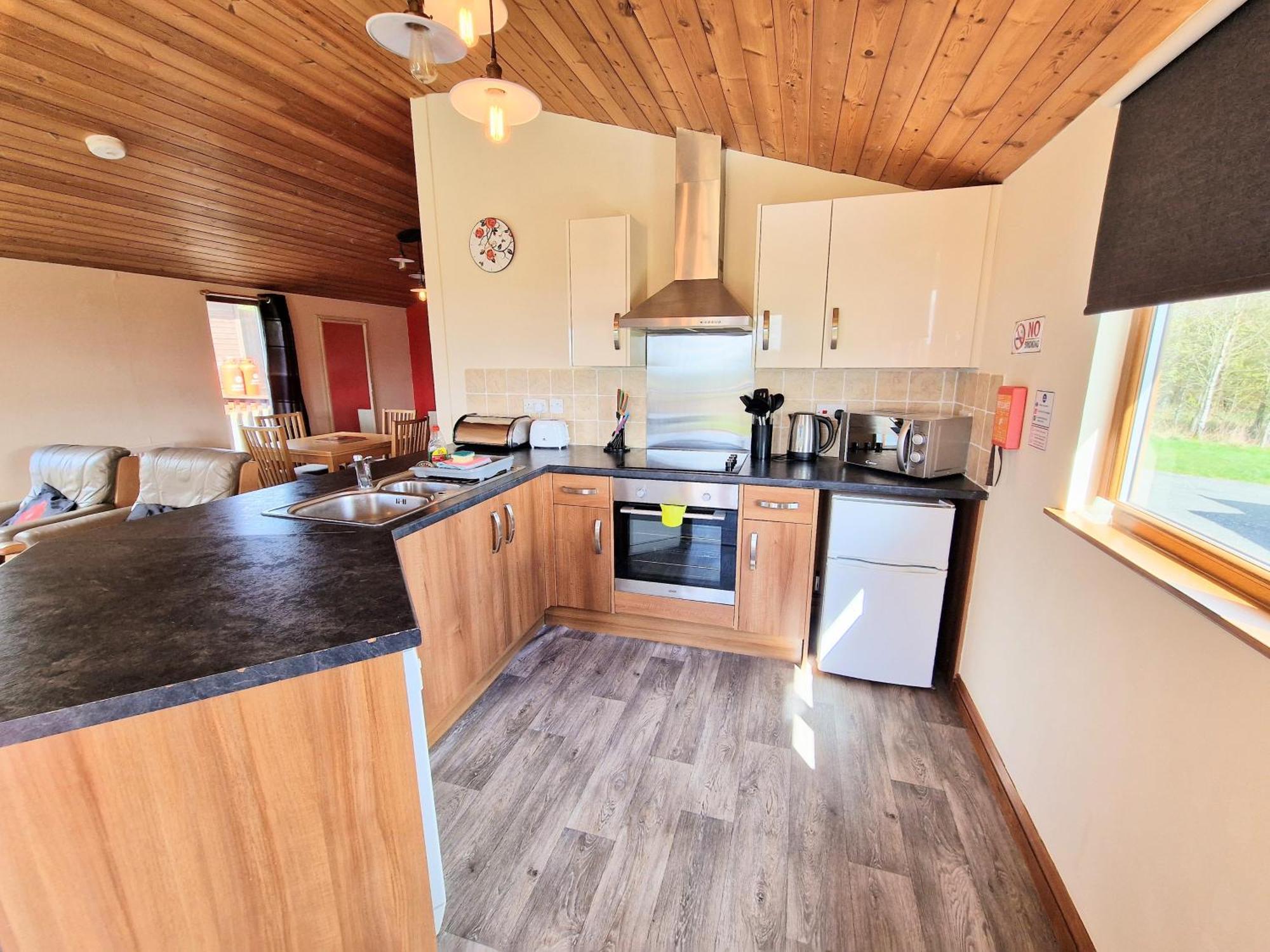 KeltyLomond 4 With Private Hot Tub - Fife - Loch Leven - Lomond Hills别墅 外观 照片