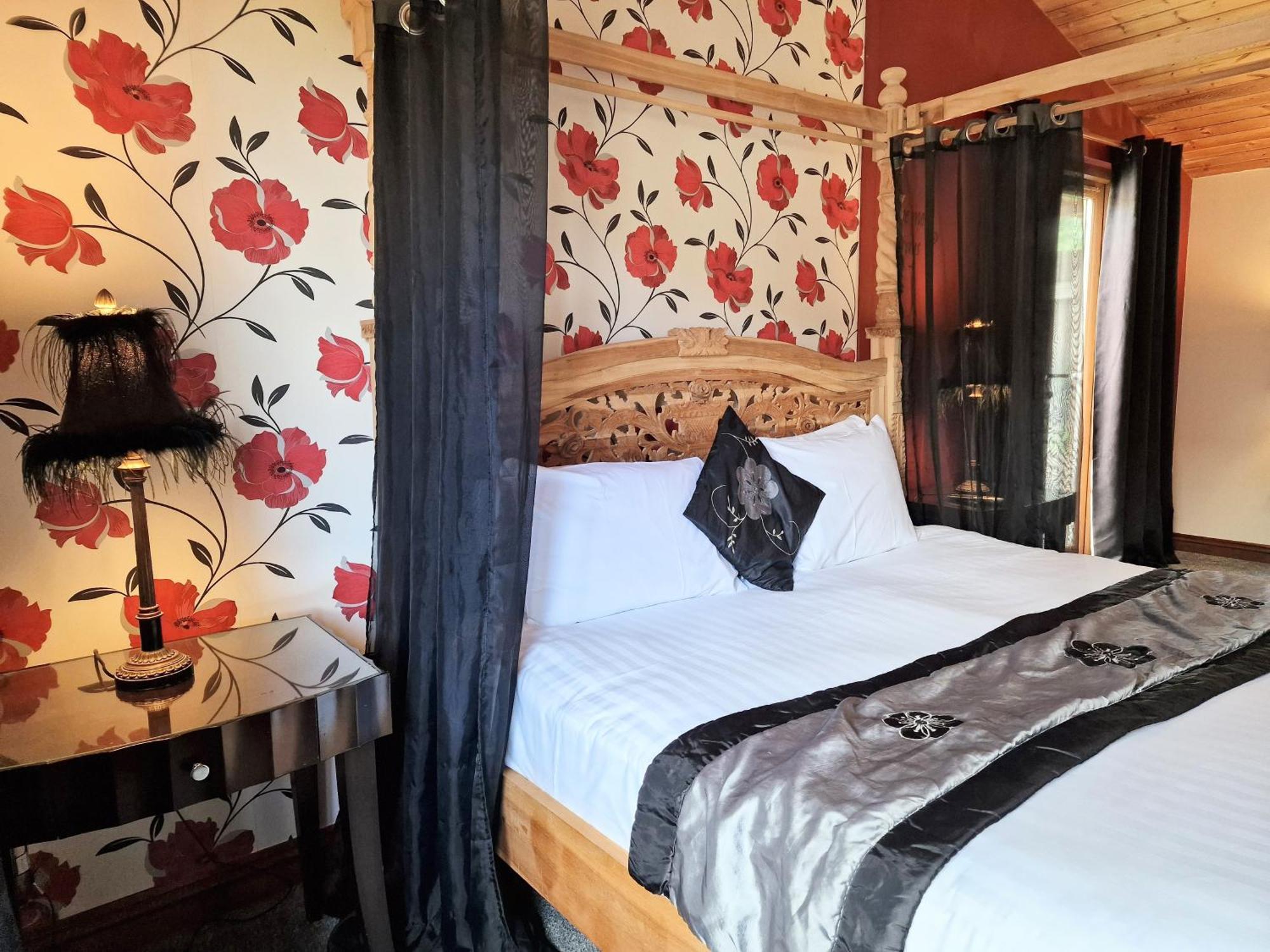 KeltyLomond 4 With Private Hot Tub - Fife - Loch Leven - Lomond Hills别墅 外观 照片